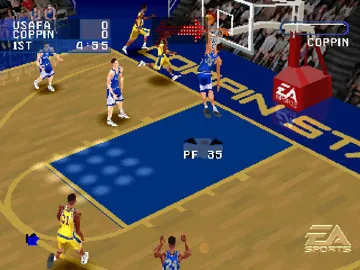 NCAA March Madness 2001 (US) screen shot game playing